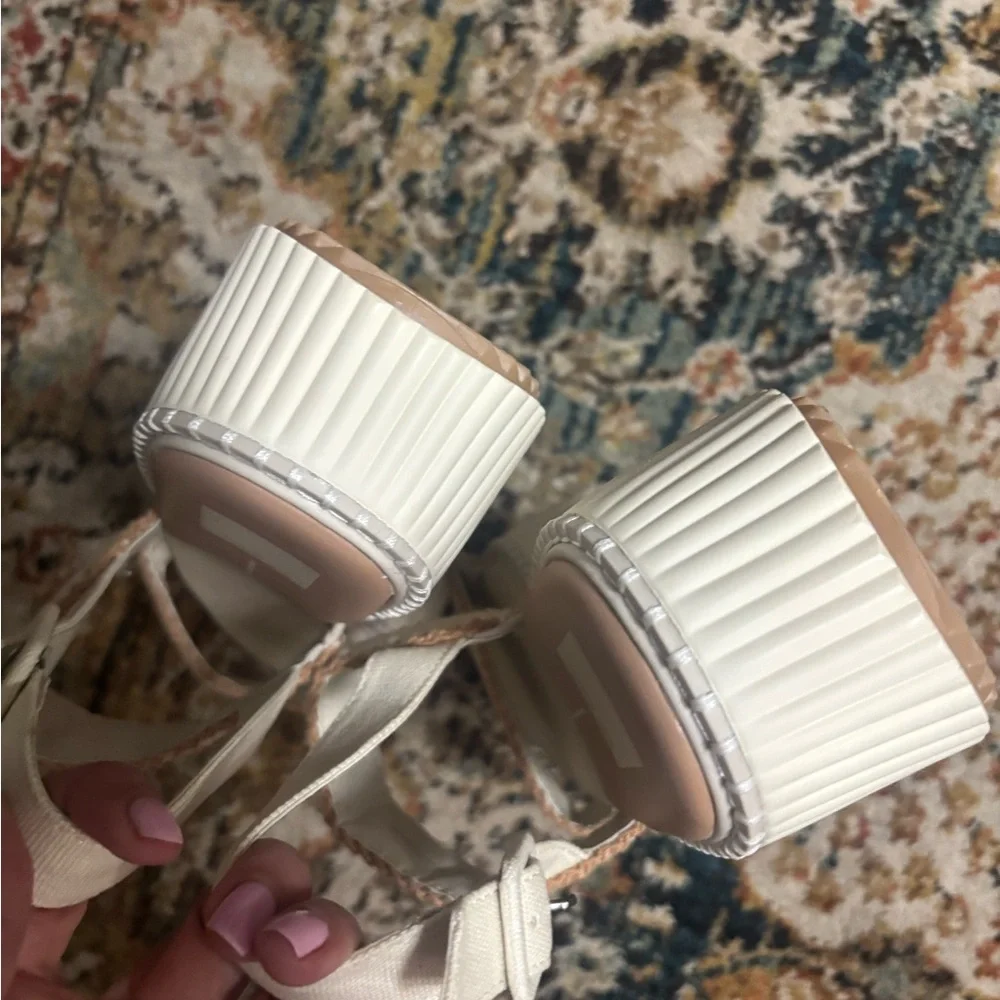 Dolce Vita Drake Platform Sandal brand new